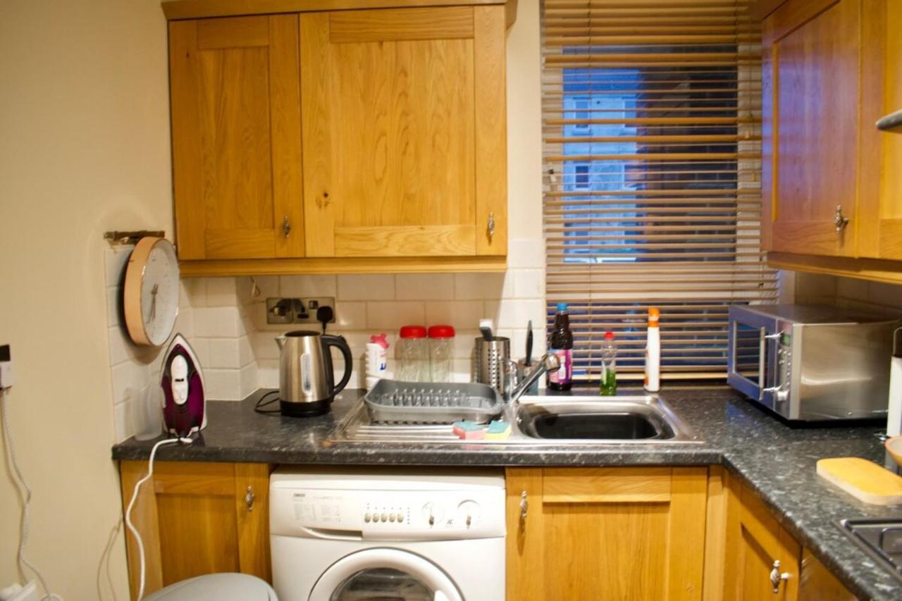 Newly Refurbed Home With Free Parking Единбург Екстер'єр фото
